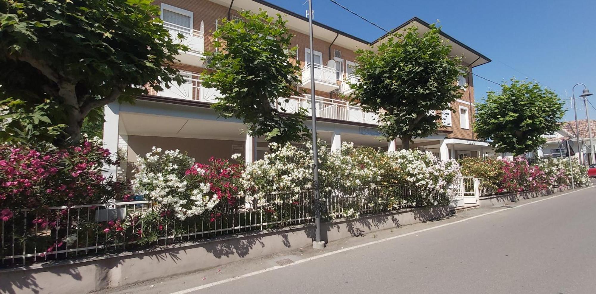 塞林尼塔住宿加早餐旅馆 贝拉里亚-伊贾马里纳 外观 照片